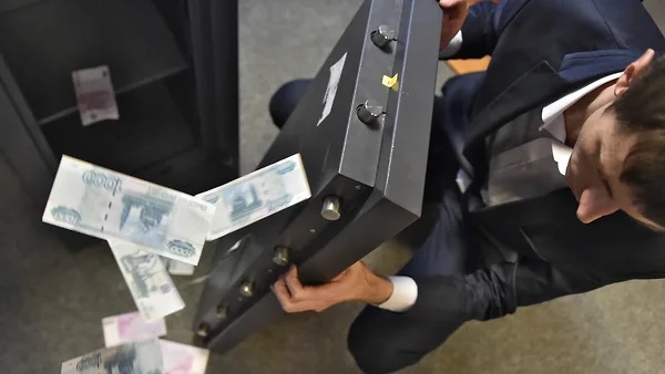 Следователь вещдоку не товарищ