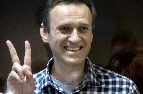 В колонии Навального вспышка туберкулеза, политик подозревает, что болен