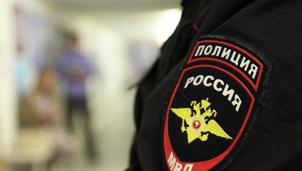 Неизвестные в масках открыли огонь по россиянину на кладбище и попали на видео