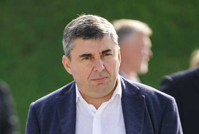 Директор Roshen, сбивший велосипедистов, избежал наказания