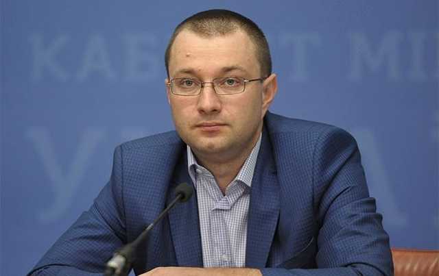 Замминистра соцполитики Музыченко за непонятные деньги купил квартиру и смог увеличить наличные накопления