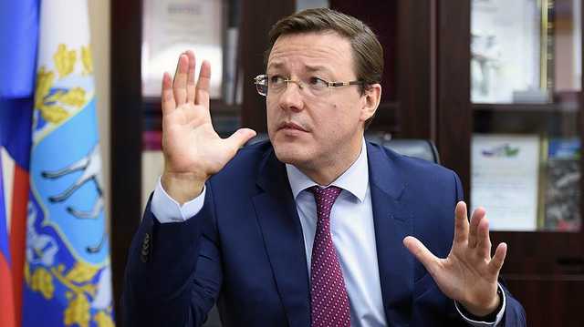 Губернатору Азарову «вырубают» «Древо»