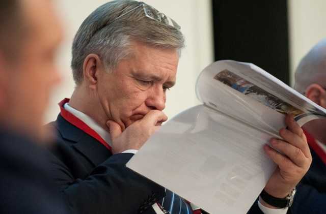 Глава «Сургутнефтегаз» Богданов переназначен на новый пятилетний срок