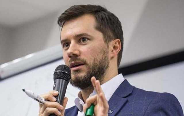 Бречалов "подстрижет" с Сунцовым