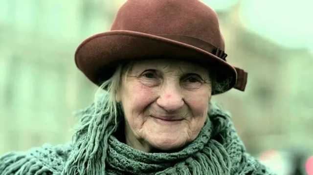 В Санкт-Петербурге 89-летнюю актрису из "Брата" выгнали из квартиры приемные сыновья
