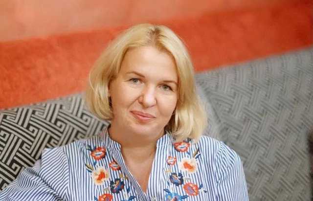 Замдиректора «Укрмедпостач» владеет особняком под Киевом и содержит мужа