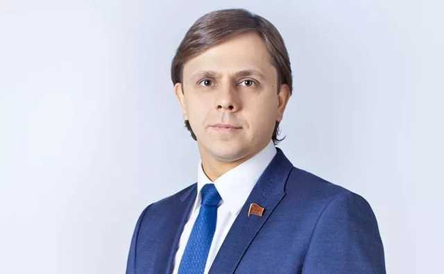 Планы Клычкова пойдут Парахиным?