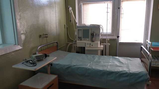 В Тюмени из суда госпитализировали 71-летнего пенсионера. Его обвиняют в избиении силовика