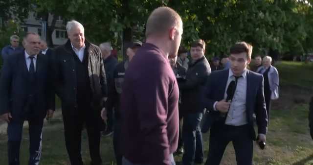 Охранники Терехова напали на журналиста из-за неудобного вопроса о Кернесе