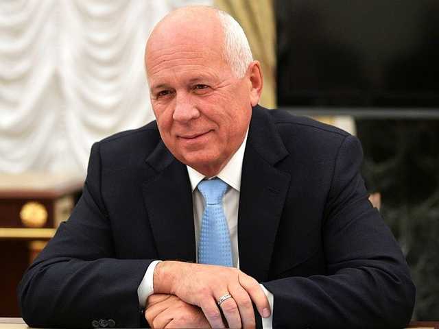 Сердюков или Чемезов? Кто виноват в крахе отечественного самолетостроения