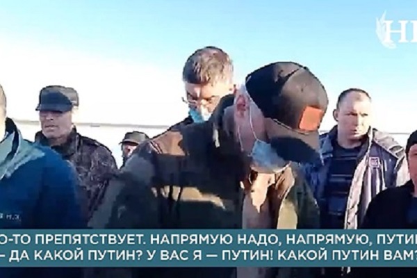 Глава Коми ответил на возмущения жителей фразой «Для вас я — Путин»