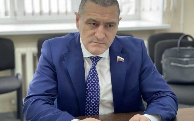 Депутату Госдумы Александру Ильтякову мандат нужен, чтобы помогать мясокомбинату «Велес»