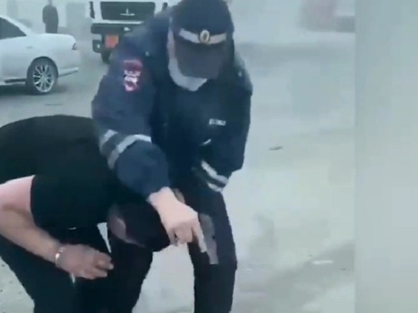 Супруга гаишника, застрелившего азербайджанца, обратилась к Путину и ФСБ