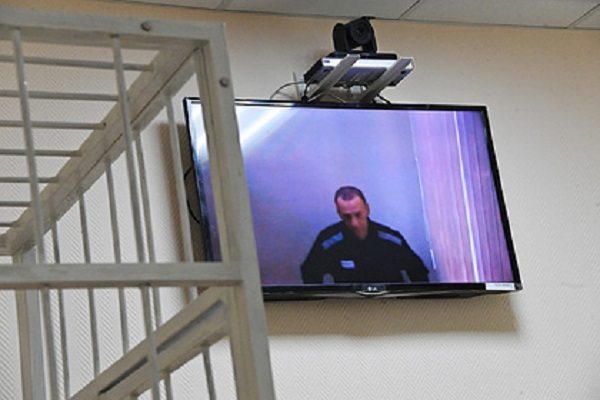 Навального перевели из больницы в колонию в Покрове