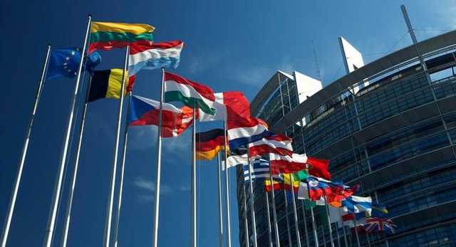 Европарламент принял резолюцию по Беларуси: хотят отключить от SWIFT и расширить санкции