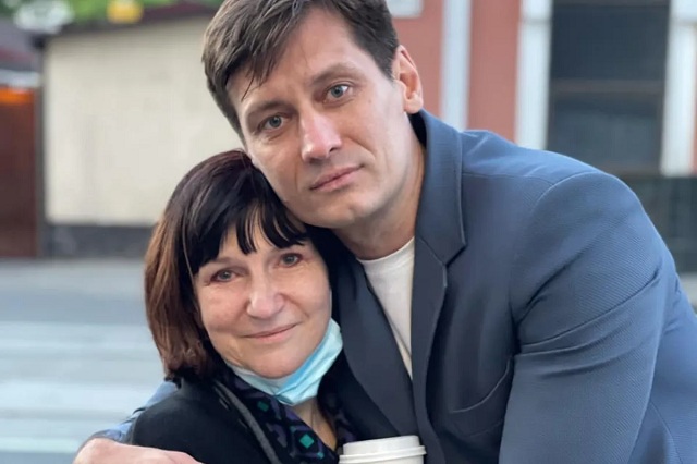 Долги Гудковых — это вам не долги Самиевых