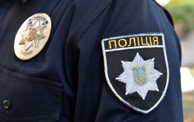В Киеве владелец квартиры ранил из ружья двух полицейских
