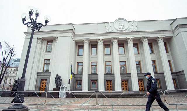 Штурм Рады: митингующие заблокировали правительственный квартал