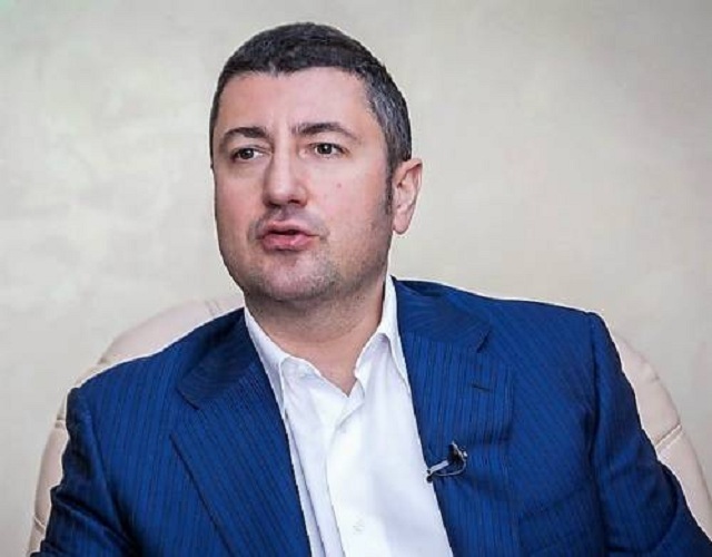 Олeг Бaxмaтюк: миллиaрдeр из яйцa. Часть 1