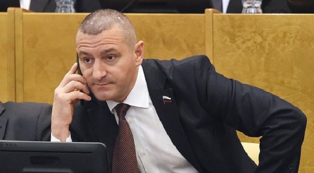 Как депутат Госдумы от «Единой России» Александр Ильтяков готовится к предстоящим выборам