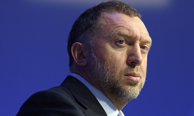 Суд возобновил рассмотрение иска Олега Дерипаски к Алексею Навальному