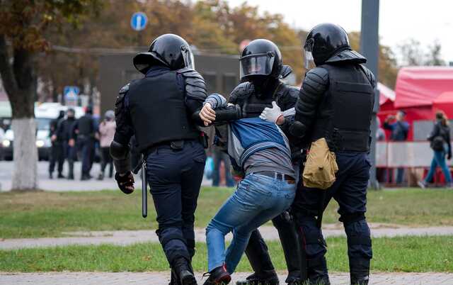 В Беларуси силовики хотят создать группы офицеров для ликвидации оппозиционеров, - Латушко
