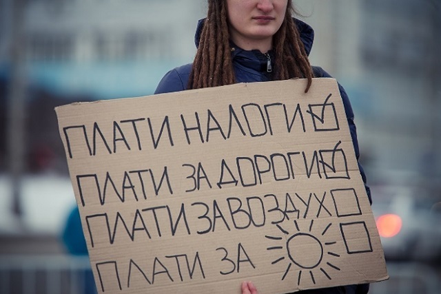 ВВС: налоговики рассказали, что постоянно платят копеечные долги, за это не увольняют