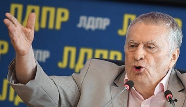 Жириновский назвал драконовской инициативу об изъятии загранпаспортов должников