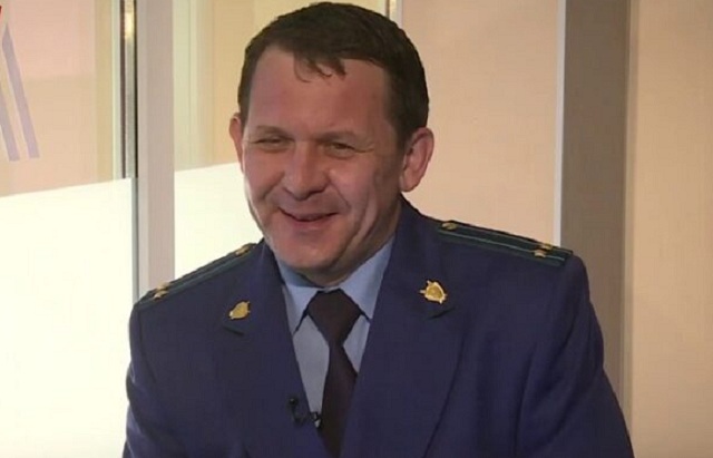 Помощника прокурора Приморья заподозрили в особо крупной взятке