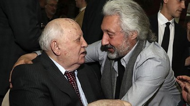 Стас Намин описал момент после гибели защитников Белого дома во время путча ГКЧП