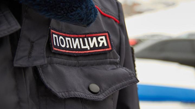В Краснодаре полицейский похитил знакомого и держал его в наручниках в подвале