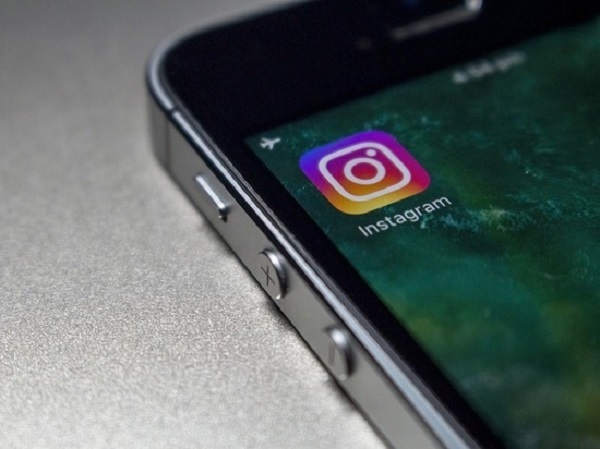 В работе Instagram произошел сбой