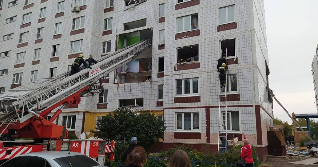 Мощный взрыв прогремел в многоэтажке в России: снесло несколько этажей