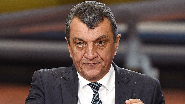 Меняйло зафрахтовал реваншистов?