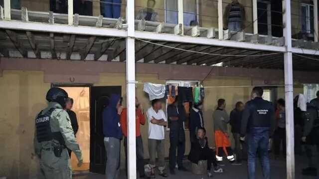 Банда из Днепра держала в трудовом рабстве 120 человек