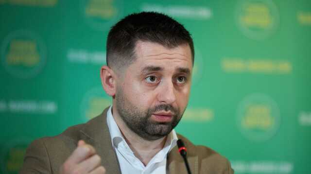 В «Слуге народа» рассказали о покушении на Шефира «по методике Аль Капоне»