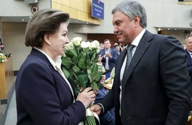 Заседание Госдумы нового созыва откроет Терешкова, «обнулившая» Путина. Это нарушение
