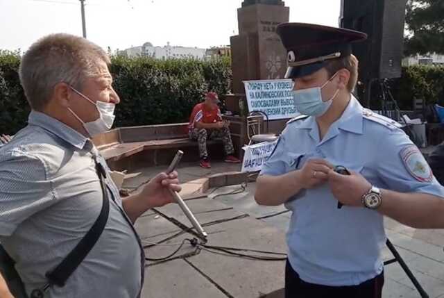 В Екатеринбурге участника митинга против логоцентра оштрафовали из-за гаечного ключа