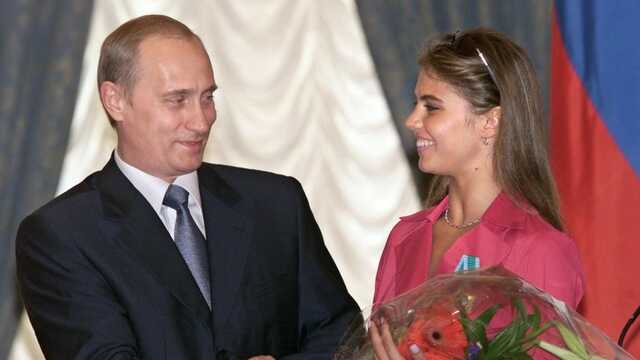 "Секретные материалы" рассказали о новой 19-летней любовнице Путина