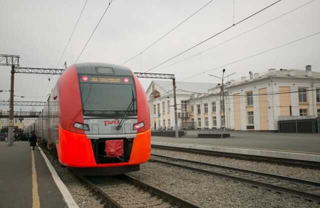 «Росгосстрах» потребовал от мамы ребенка, сбитого электричкой, 400 тыс. за ремонт поезда