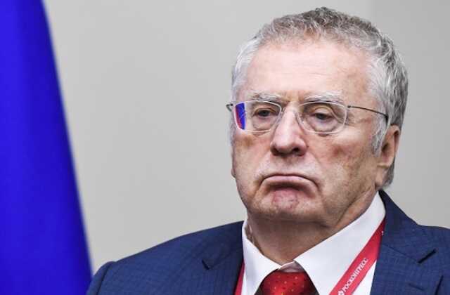 Жириновский предложил Рашкину «сожрать целиком лося», найденного у него в багажнике