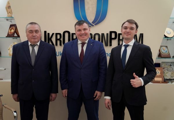 Как партнер сына Гладковского ушел от ответственности за коррупцию в оборонке