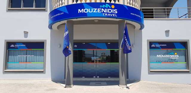 Российские компании Mouzenidis Travel объявили, что не могут выплатить долги туристам