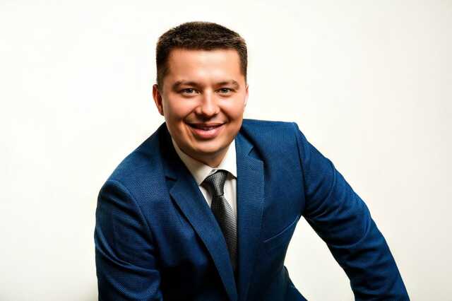 Челябинский депутат объявил голодовку в поддержку участковых, которых выселяют из квартир