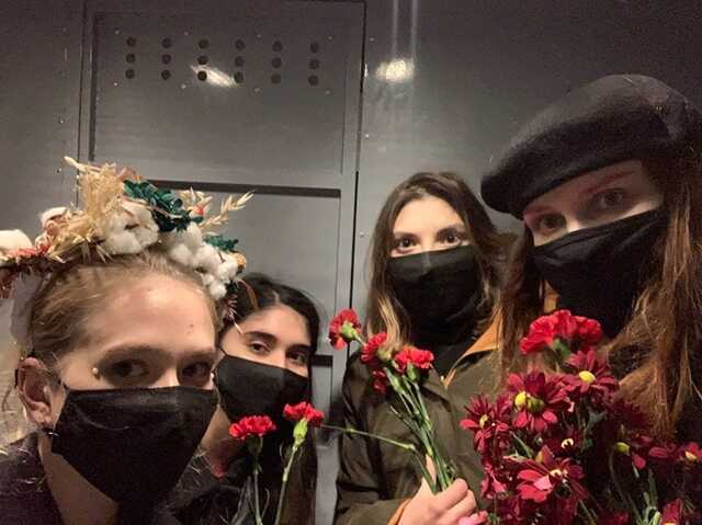 Петербургских феминисток задержали после звонка Тимура Булатова