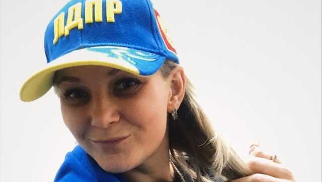 Посадившая за руль 10-летнего сына депутат ответила на возмущения россиян