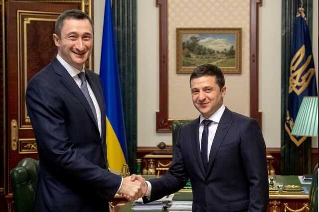 Алексей Чернышов кулуарно «перетирает» по Киеву с людьми Ахметова