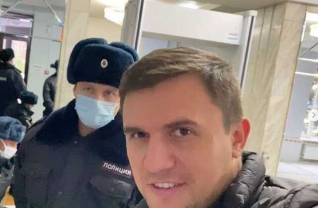 Депутат Бондаренко сообщил, что полицейских, задерживавших его, лишат новогодних премий