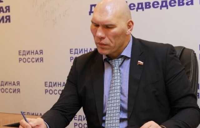 Депутаты ЕР «по ошибке» поддержали идею КПРФ проверить «вакцинные интересы» Голиковой