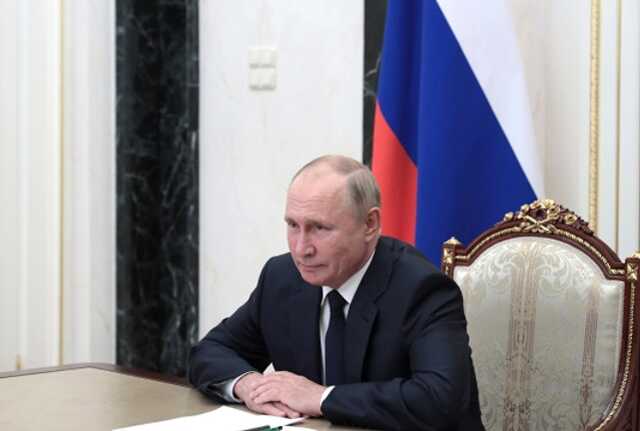 Путин рассказал, что работал таксистом в 90-е: «Неприятно об этом говорить»